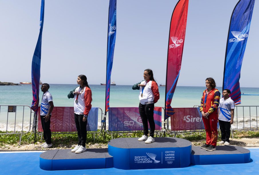 México no da tregua y se aferra al primer lugar en los Juegos de Santo Domingo