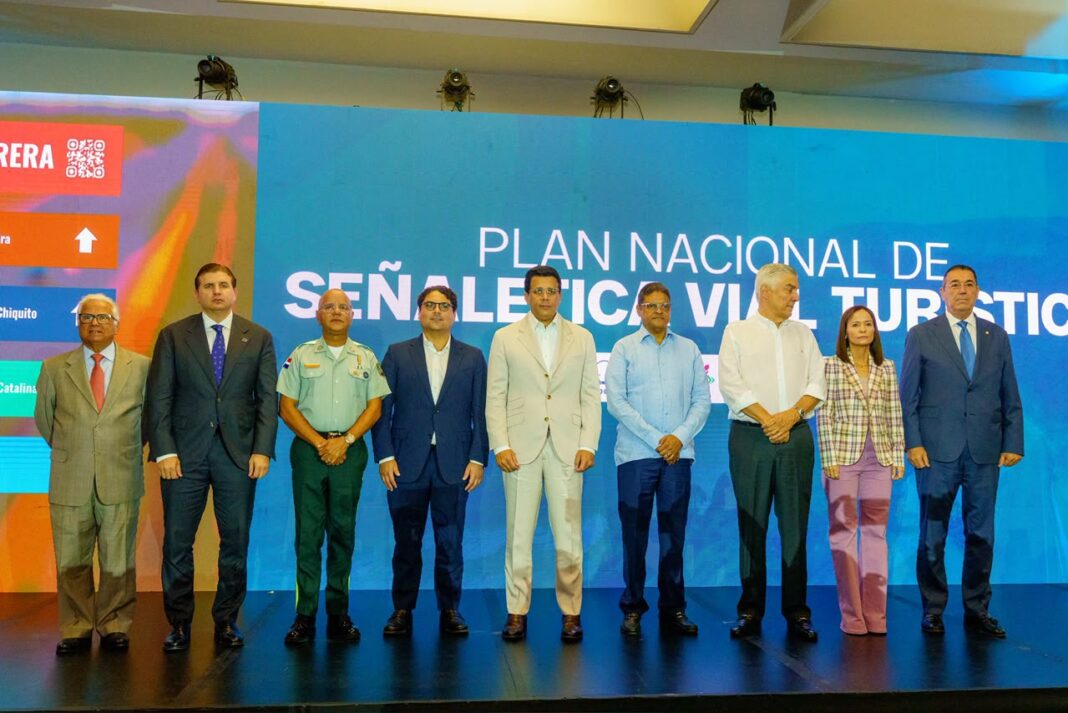 Turismo y RD Vial lanzan plan nacional de señalética turística